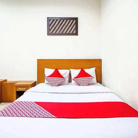 OYO 250 De'Gadri Ndalem Hotel Jarakan Buitenkant foto