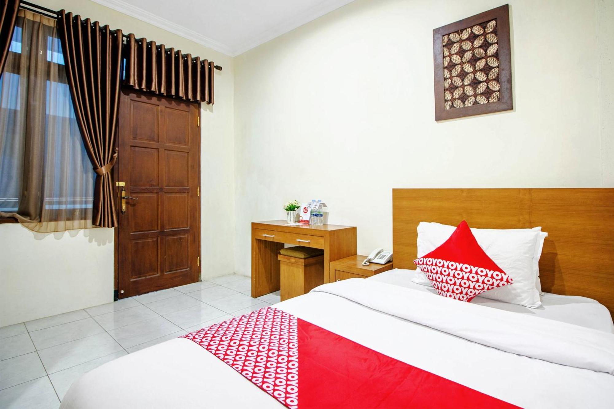 OYO 250 De'Gadri Ndalem Hotel Jarakan Buitenkant foto