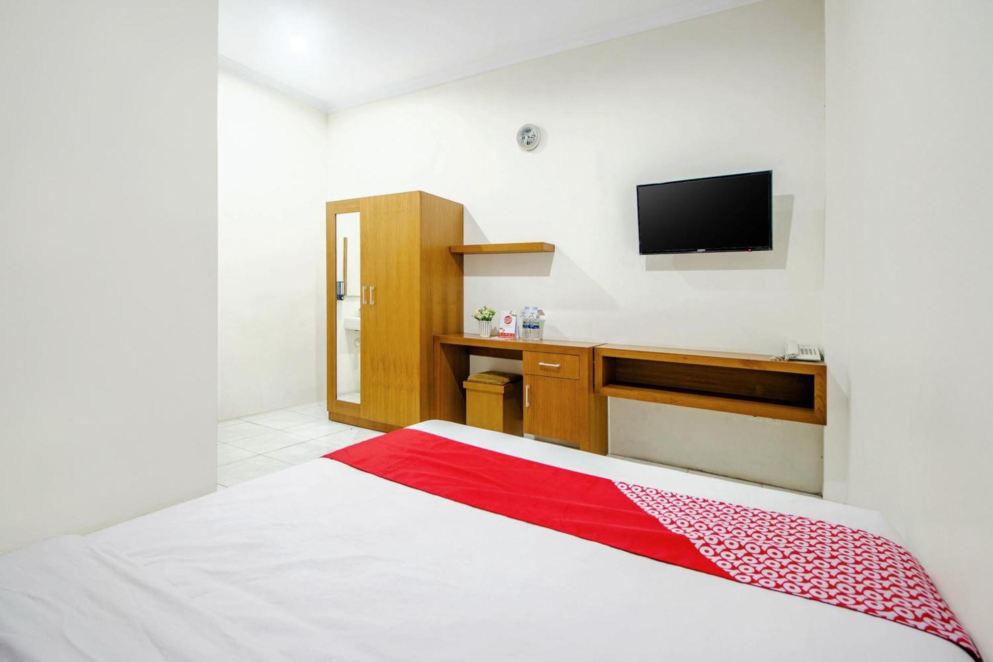 OYO 250 De'Gadri Ndalem Hotel Jarakan Buitenkant foto